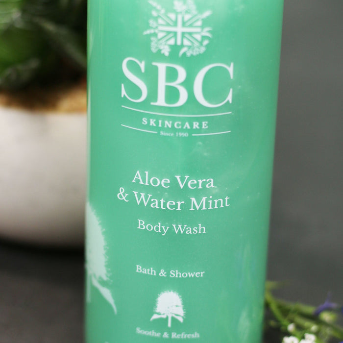 Gel doccia all'aloe vera e menta acquatica